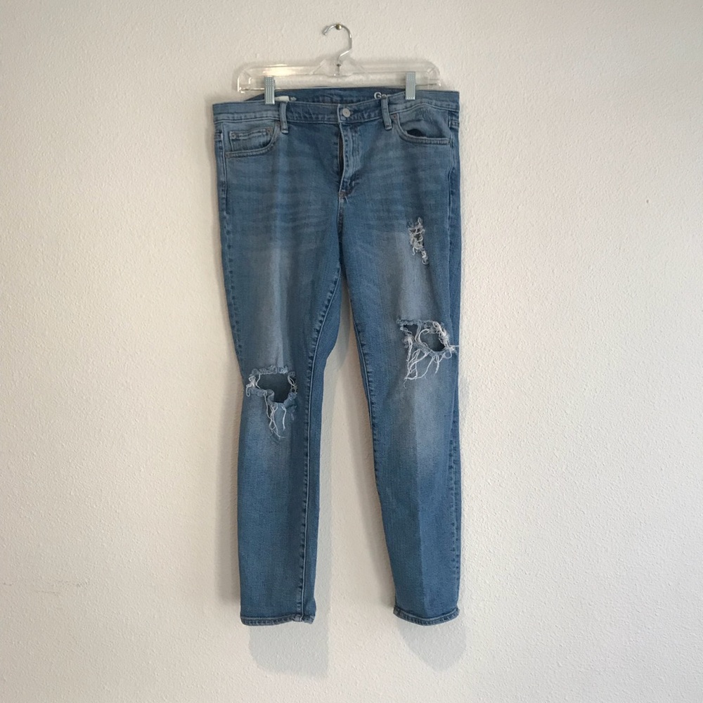 ||GAP boyfriend cut, ripped jeans||